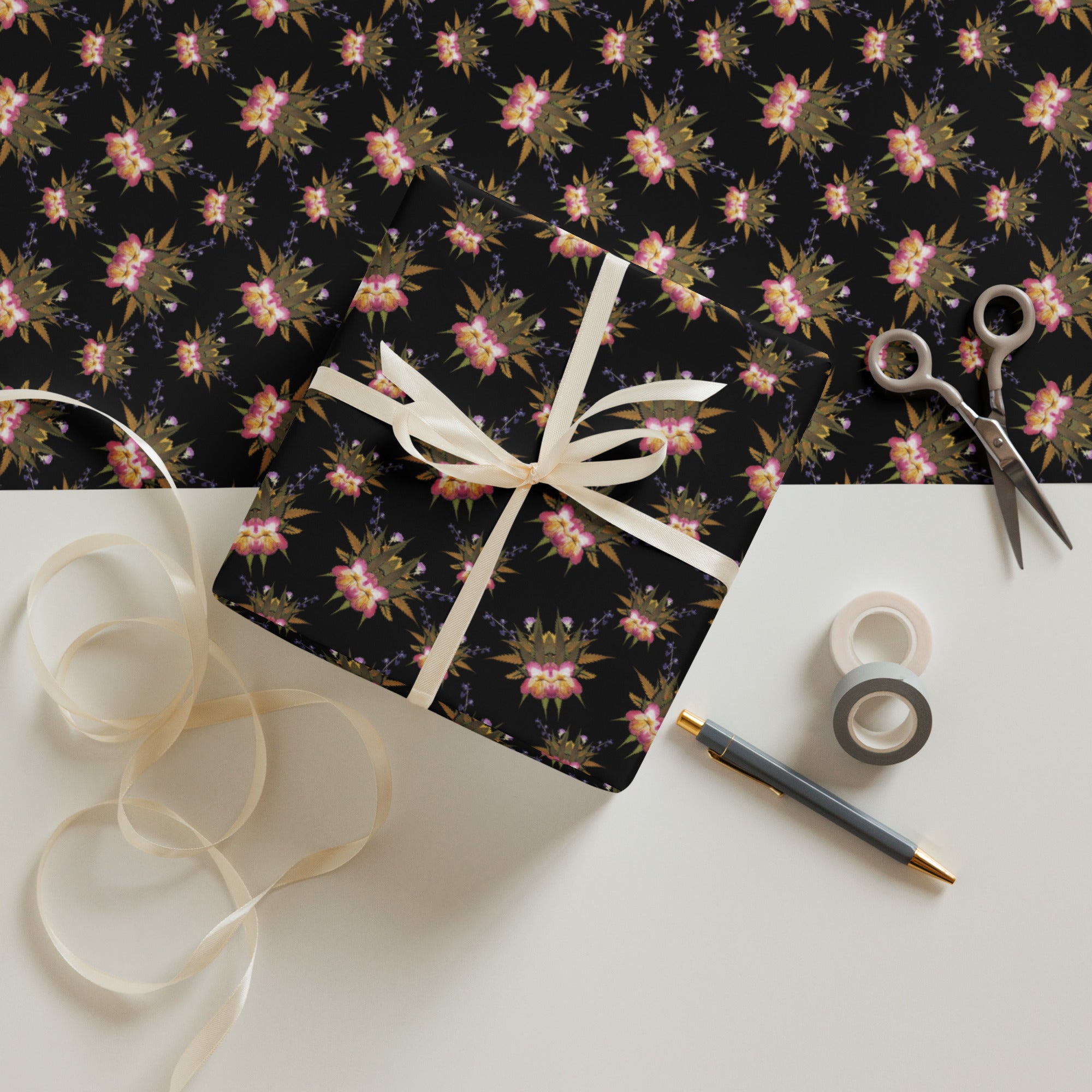 Smoochie Boochie (Midnite) Wrapping paper sheets