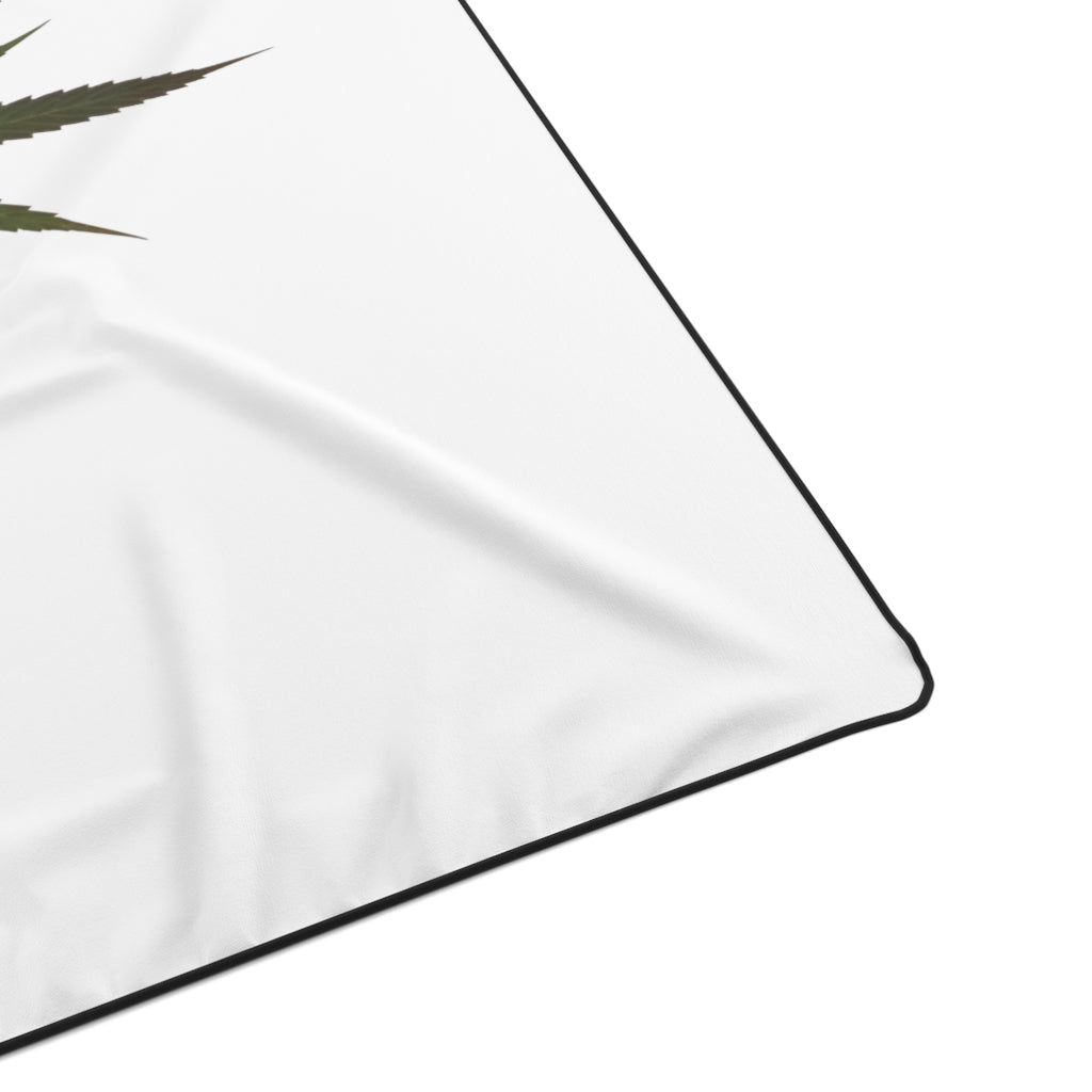 Blossom (Whiteout) Polyester Blanket