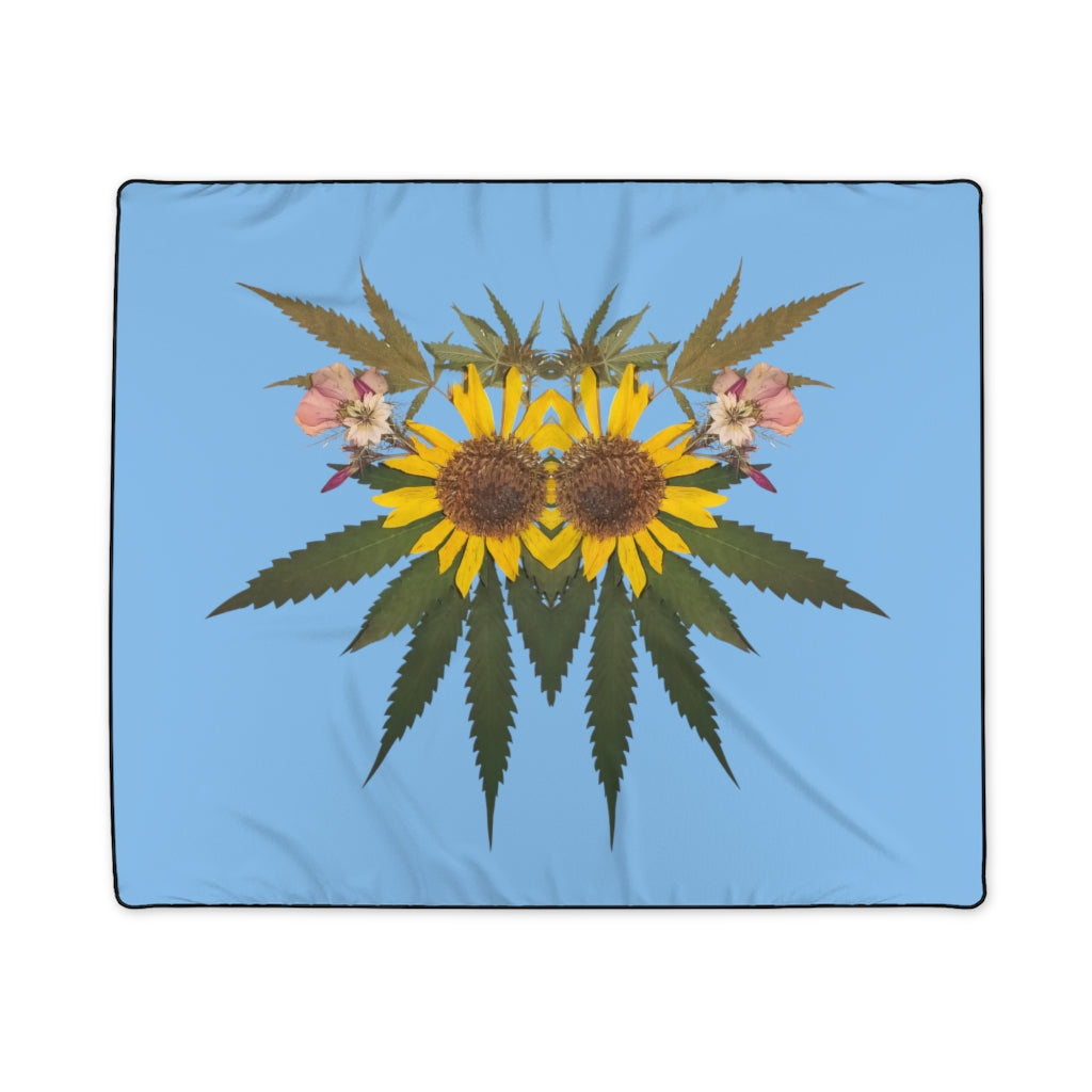 Sol (Sky) Polyester Blanket