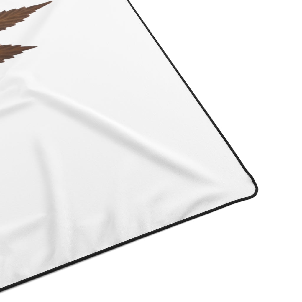 Penetration (Whiteout) Polyester Blanket