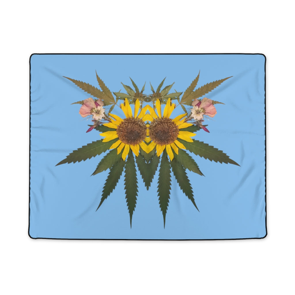 Sol (Sky) Polyester Blanket